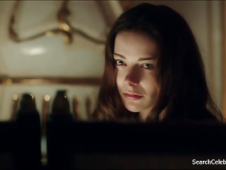 室友不剪头发做三人组