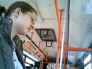 莉娜保罗的屁股非常好玩，娇小的肛门性交